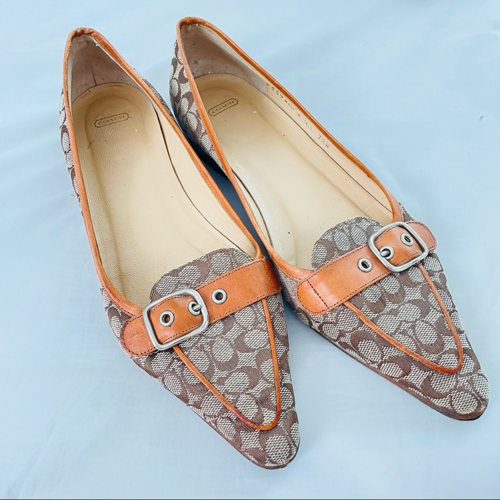 Coach Pointed Shoes coach signature